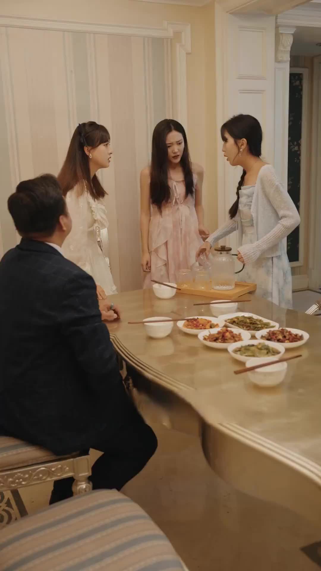 Episode 37 of My Flash Marriage Husband Is A CEO