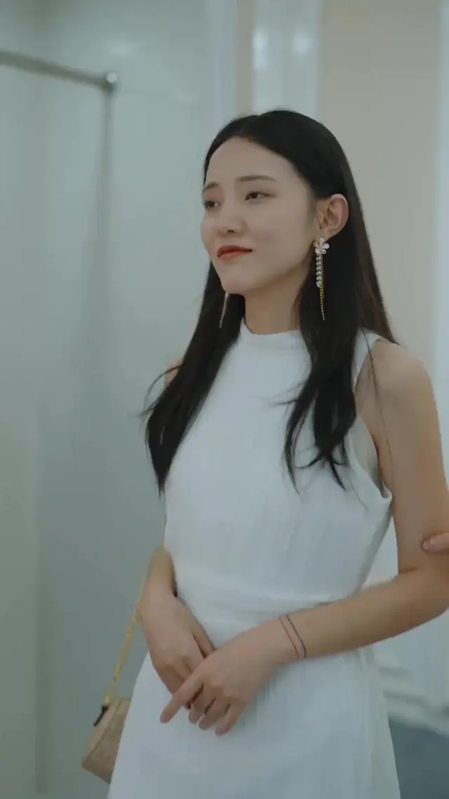 Episode 9 of My Flash Marriage Husband Is A CEO