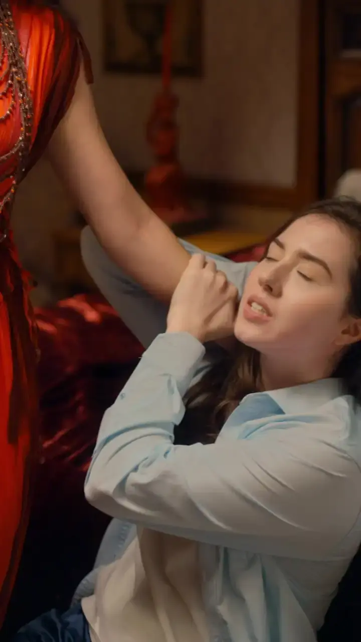Episode 9 of My Mate is a Vampire