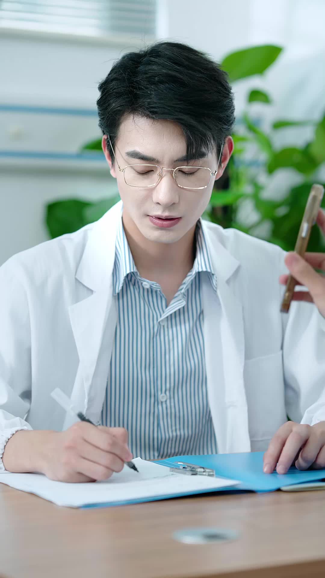 Episode 6 of My One-Night Lover Is My Contract Husband