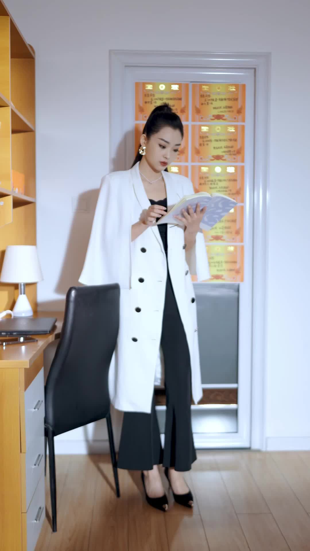 Episode 27 of My Rich Sis Got My Back