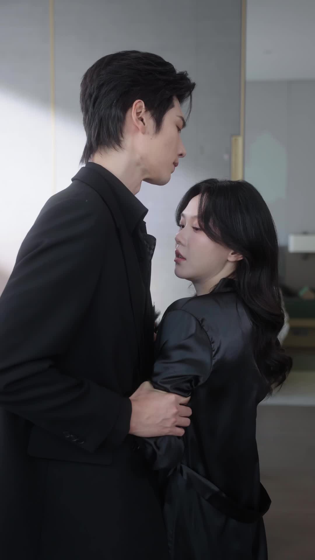 Episode 21 of My Secret Lover Is My Brother