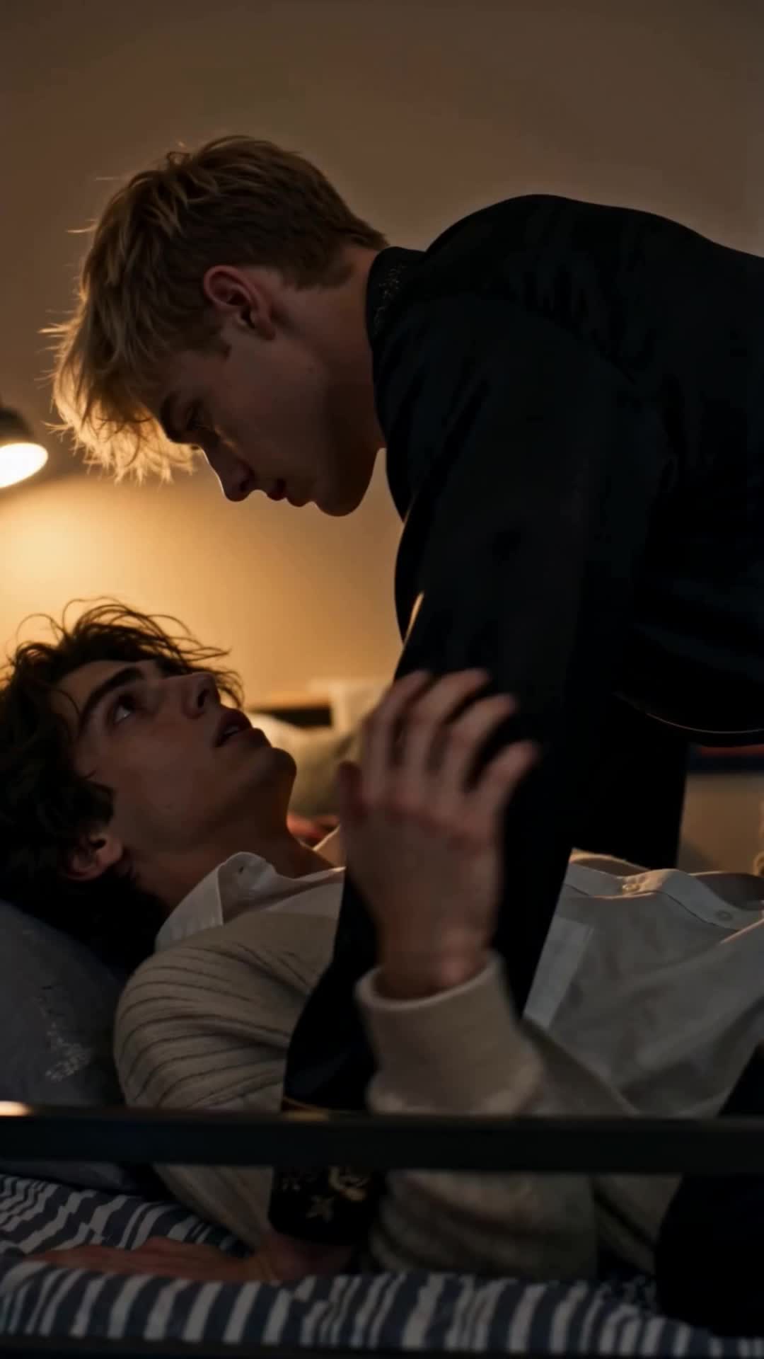 Episode 6 of My Two Dangerous Roommates Crave Me
