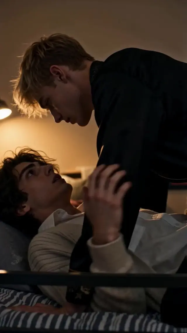 Episode 6 of My Two Dangerous Roommates Crave Me