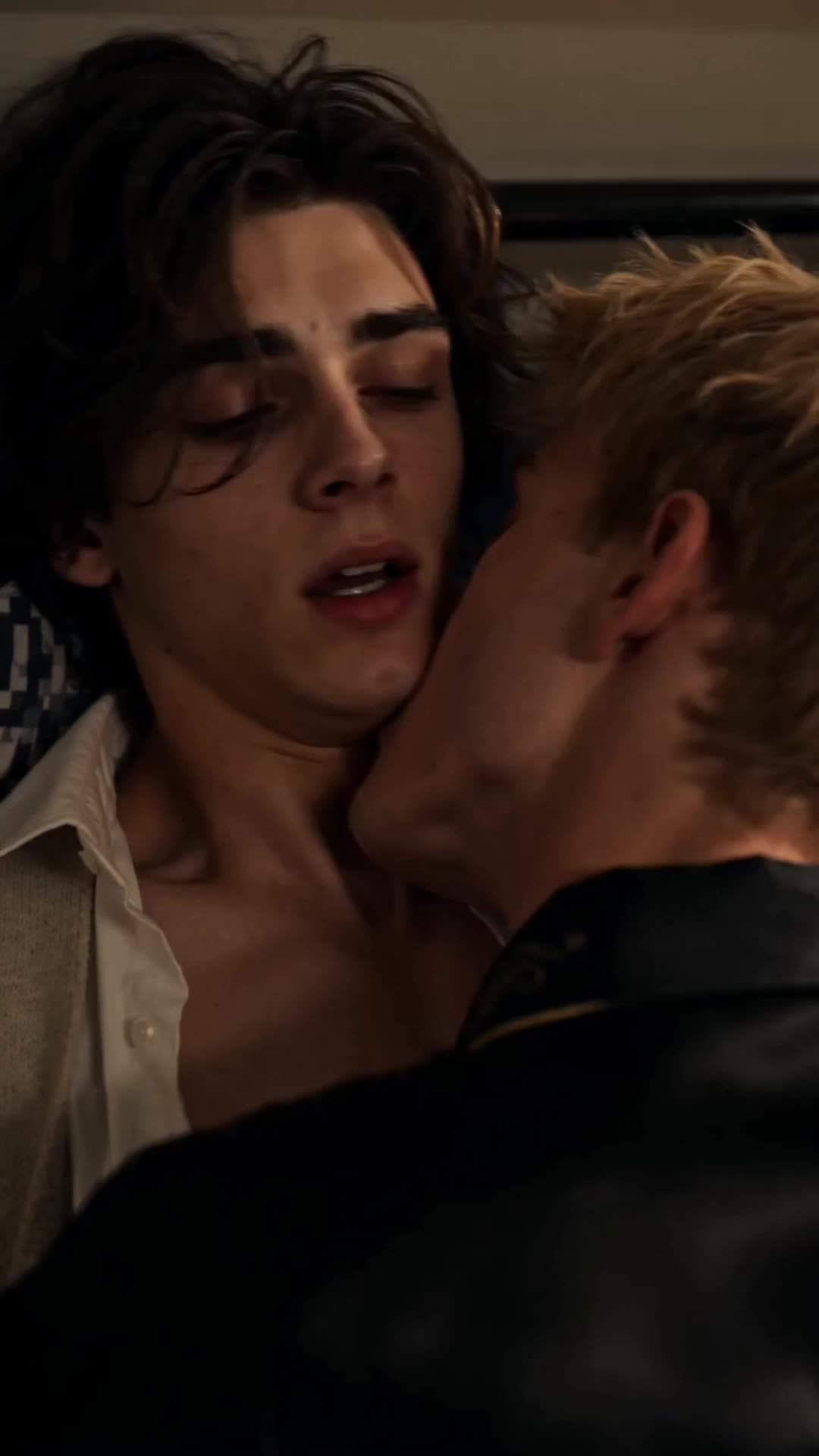 Episode 7 of My Two Dangerous Roommates Crave Me