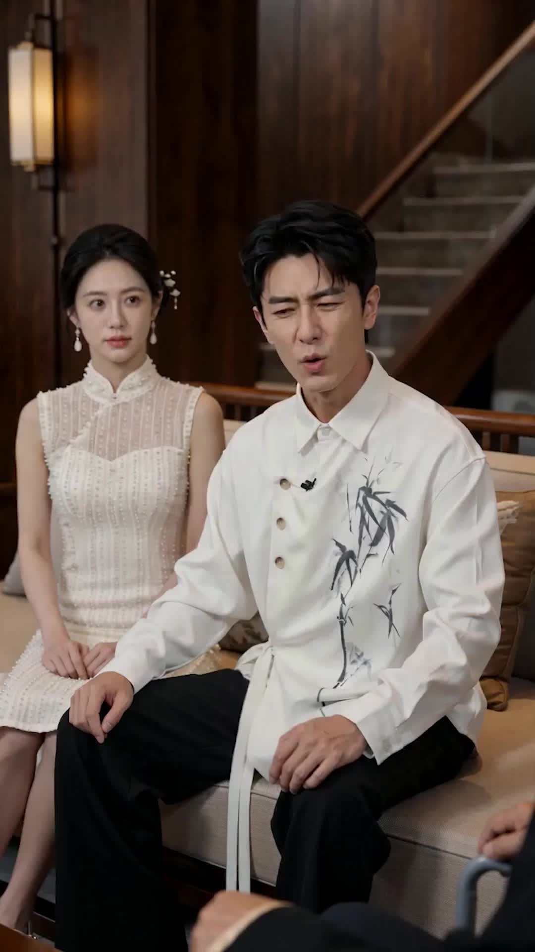 Episode 36 of My Useless Husband Is an Immortal
