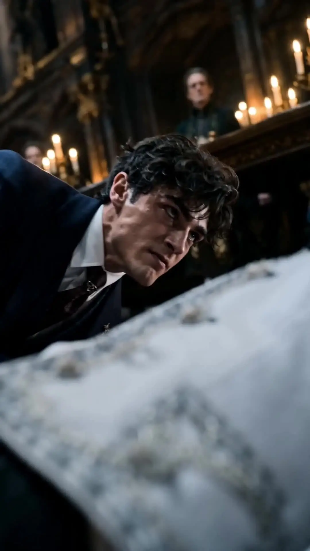 Episode 52 of My Vampire First Love Regretted Losing Me