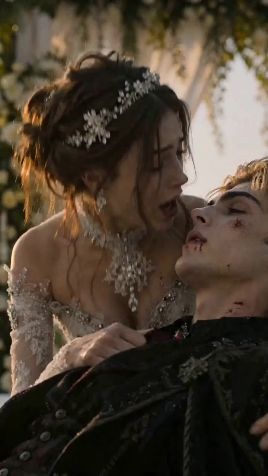 Episode 60 of My Vampire First Love Regretted Losing Me