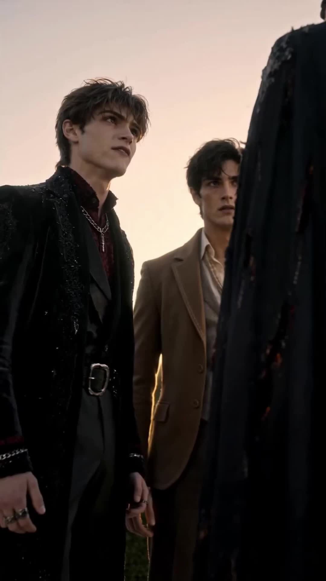 Episode 62 of My Vampire First Love Regretted Losing Me