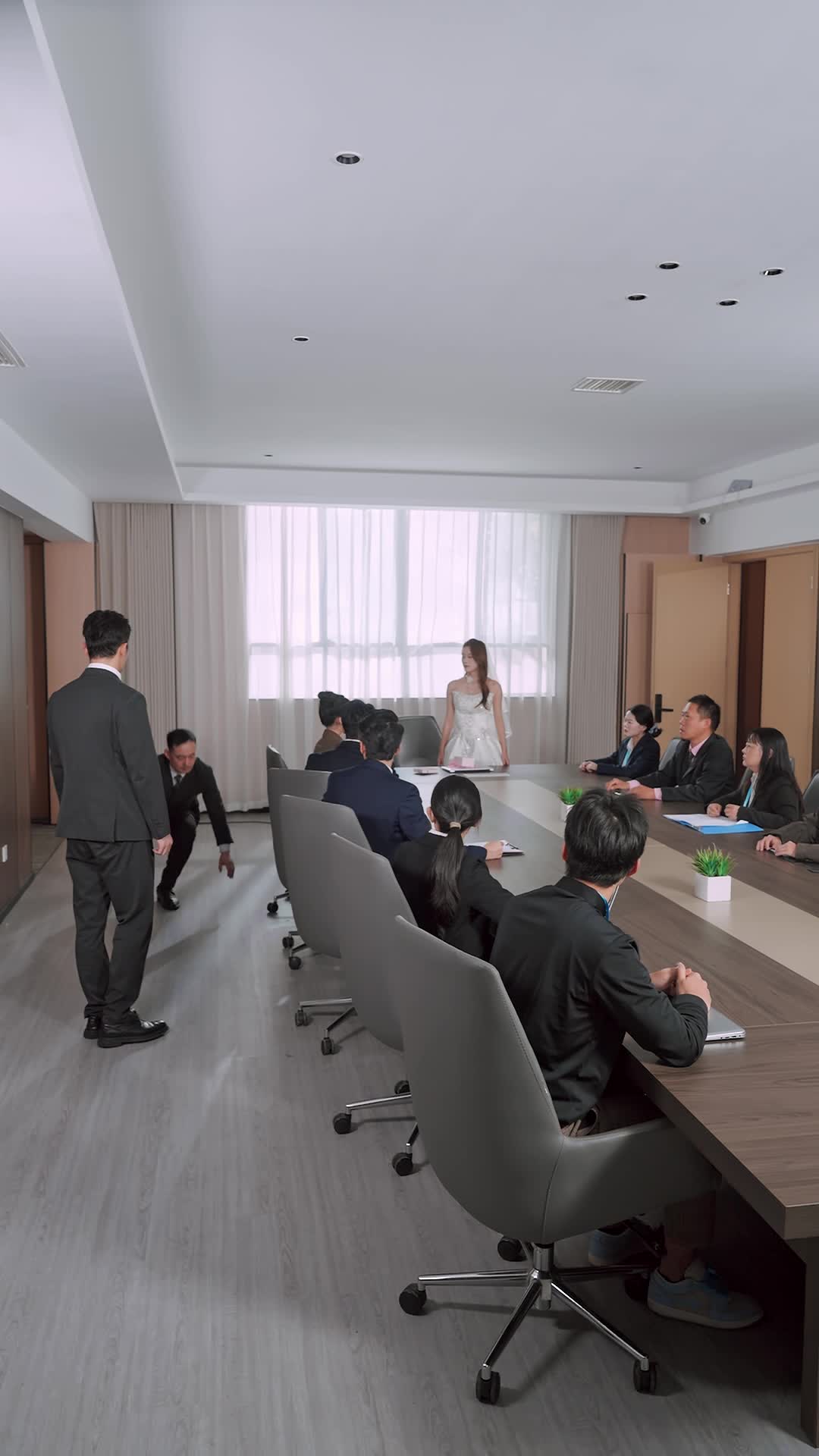 Episode 30 of My Wife Is the Underworld Queen