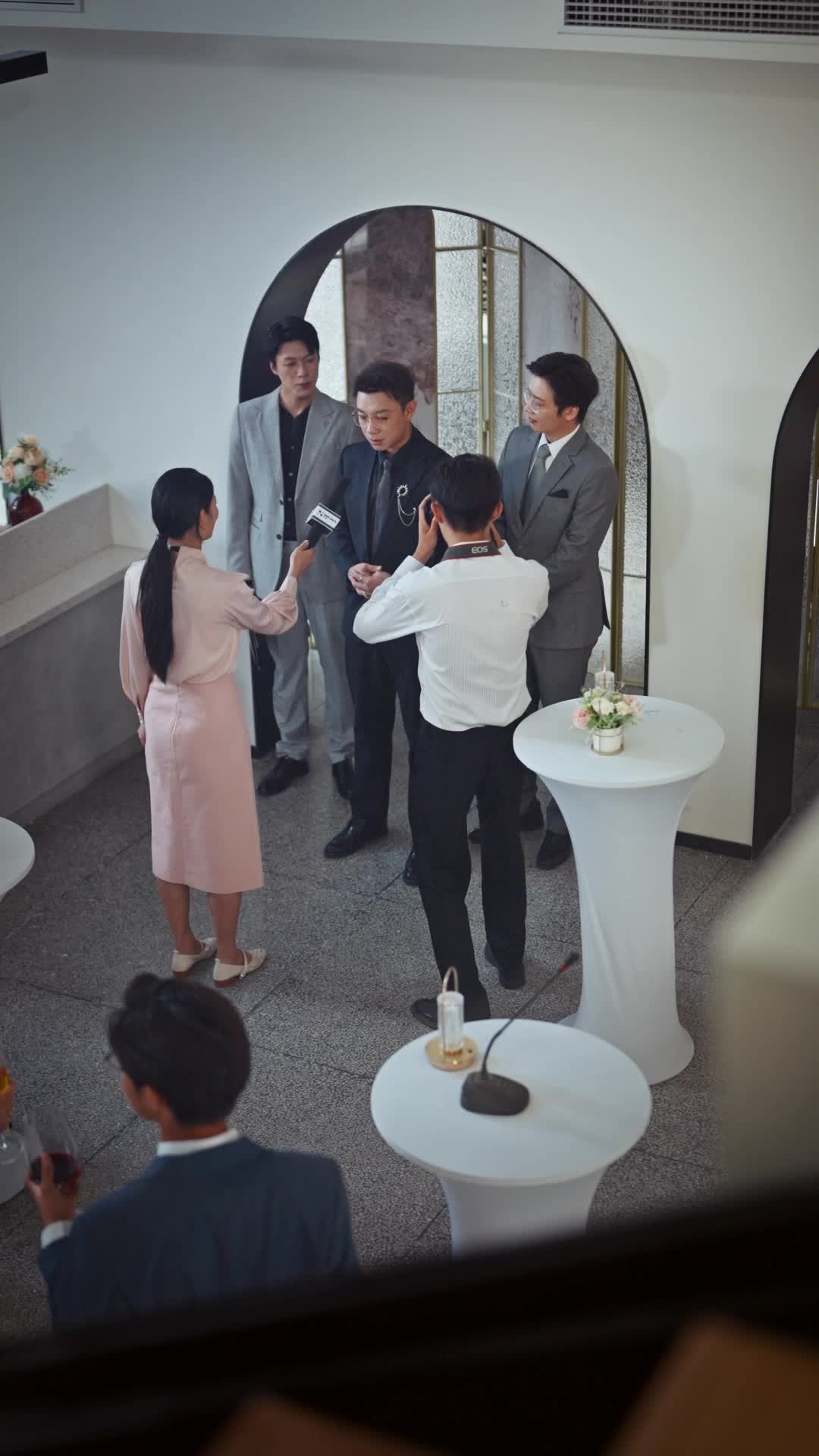 Episode 19 of My Younger Bodyguard Wants Me