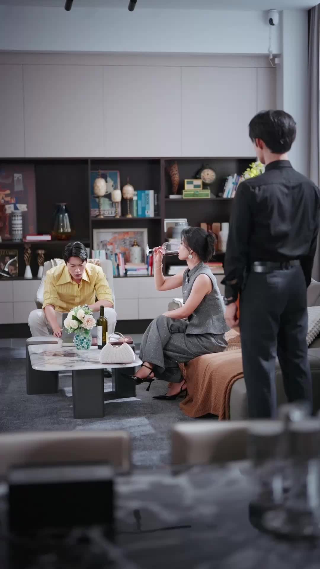 Episode 24 of My Younger Bodyguard Wants Me
