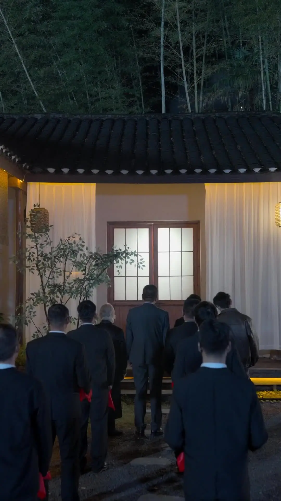 Episode 1 of Not Your Ordinary Heiress—She’s a Goddess