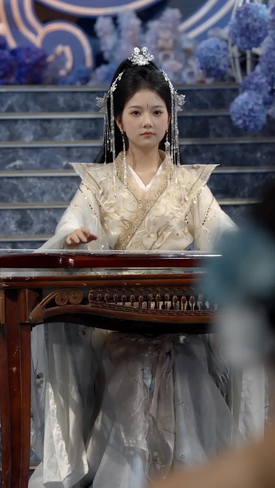 Episode 13 of Not Your Ordinary Heiress—She’s a Goddess