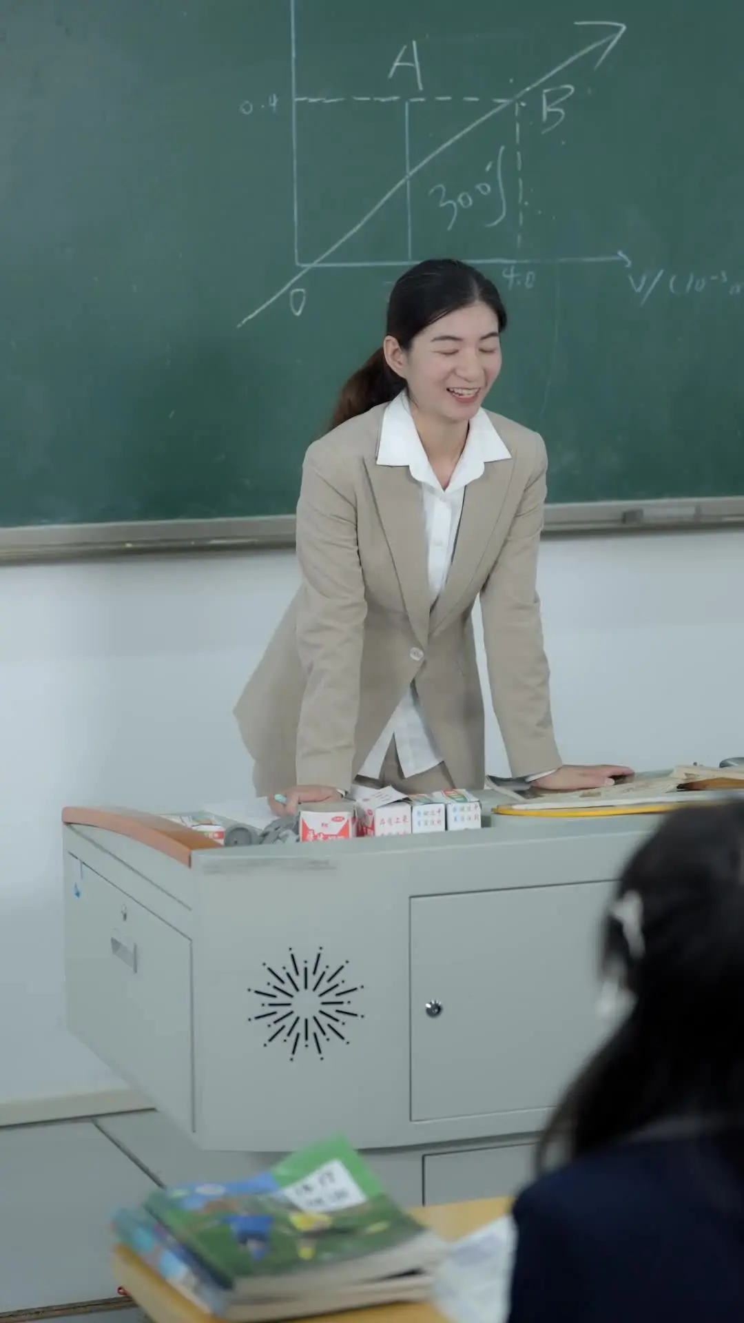 Episode 30 of Not Your Ordinary Heiress—She’s a Goddess