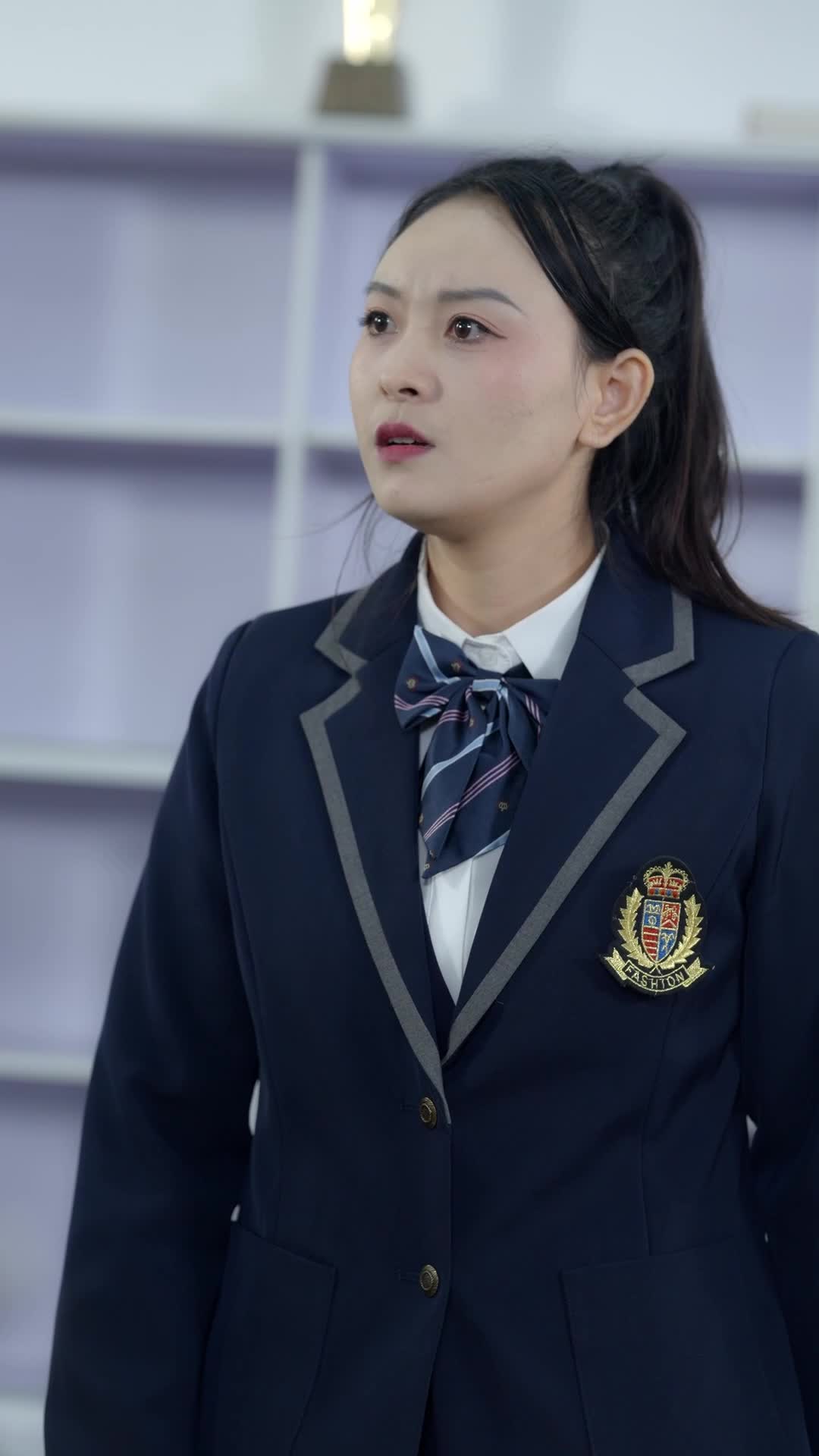 Episode 34 of Not Your Ordinary Heiress—She’s a Goddess