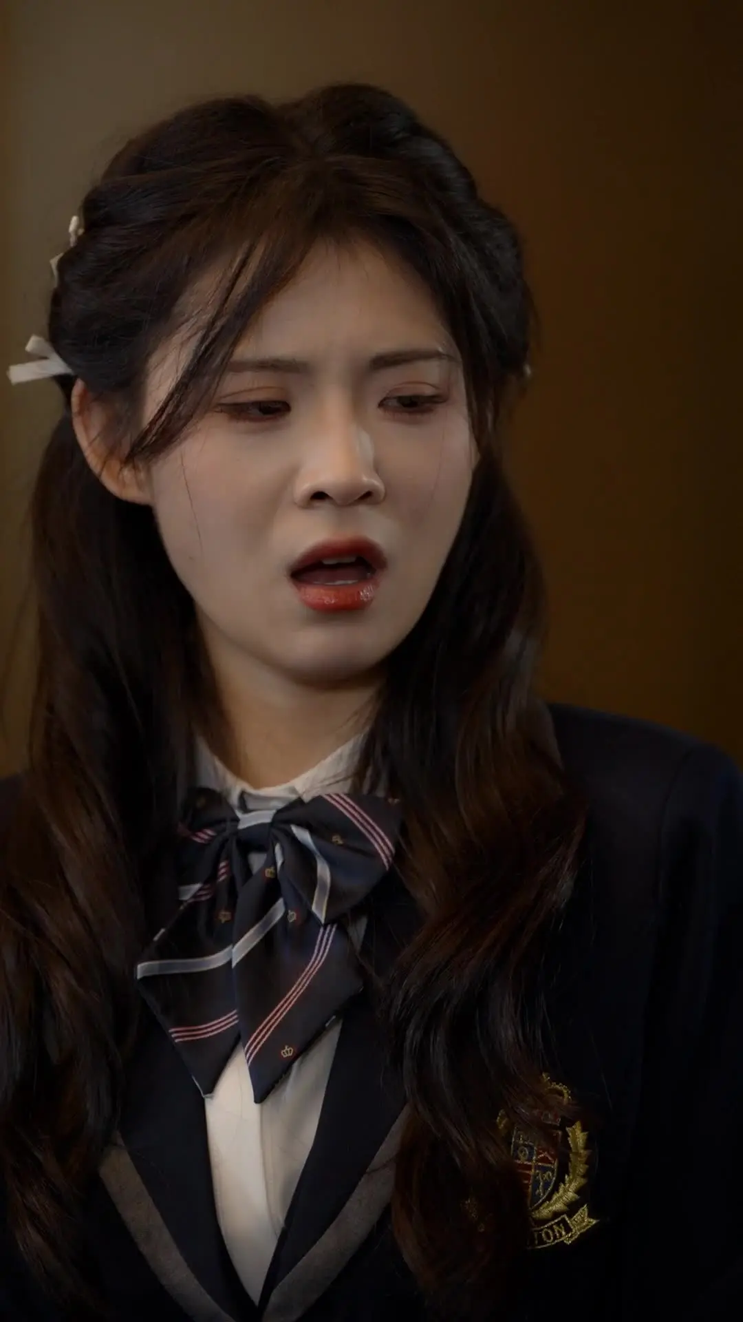 Episode 42 of Not Your Ordinary Heiress—She’s a Goddess