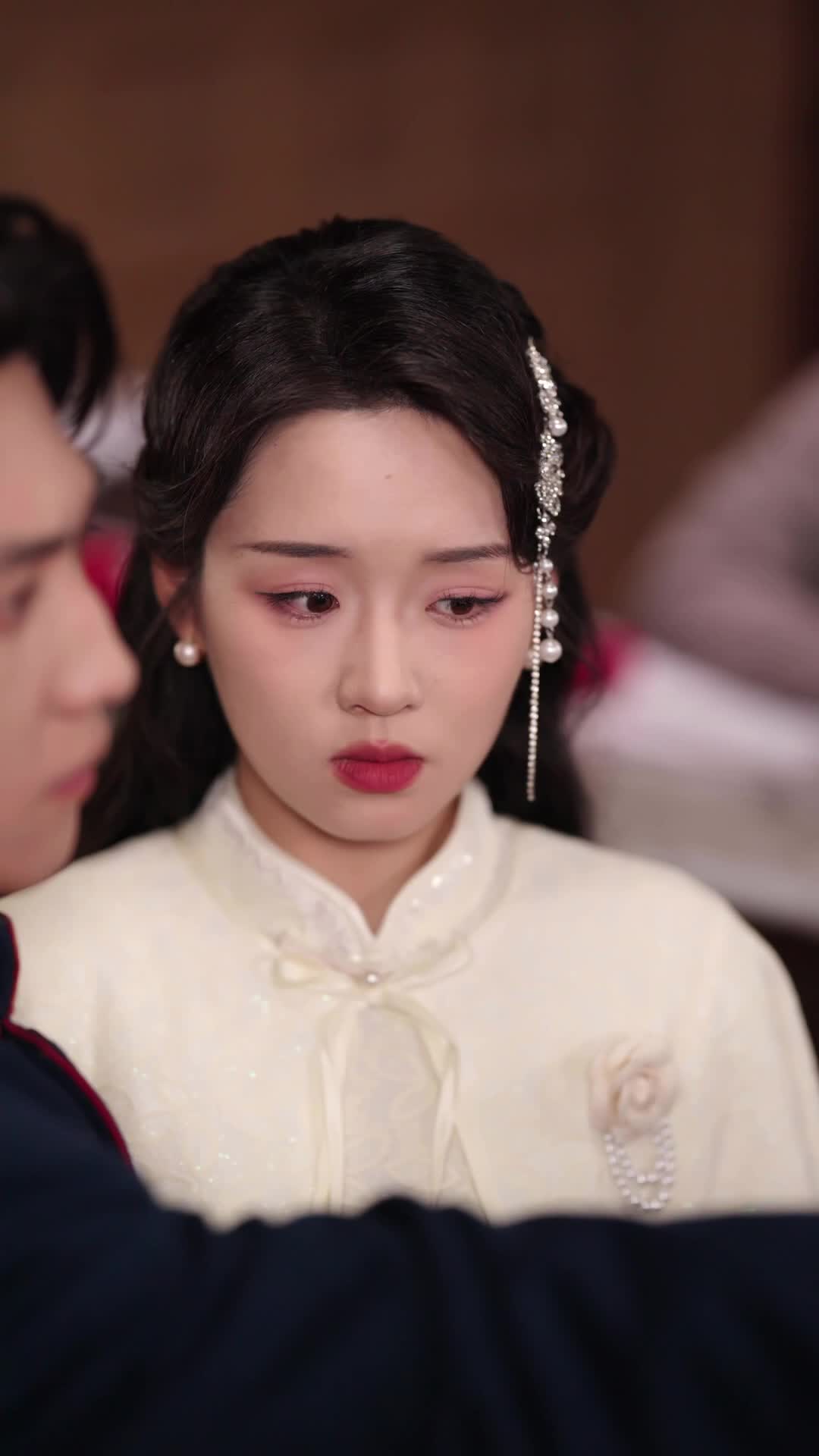 Episode 33 of Oops, My General Hubby Can Hear My Thoughts