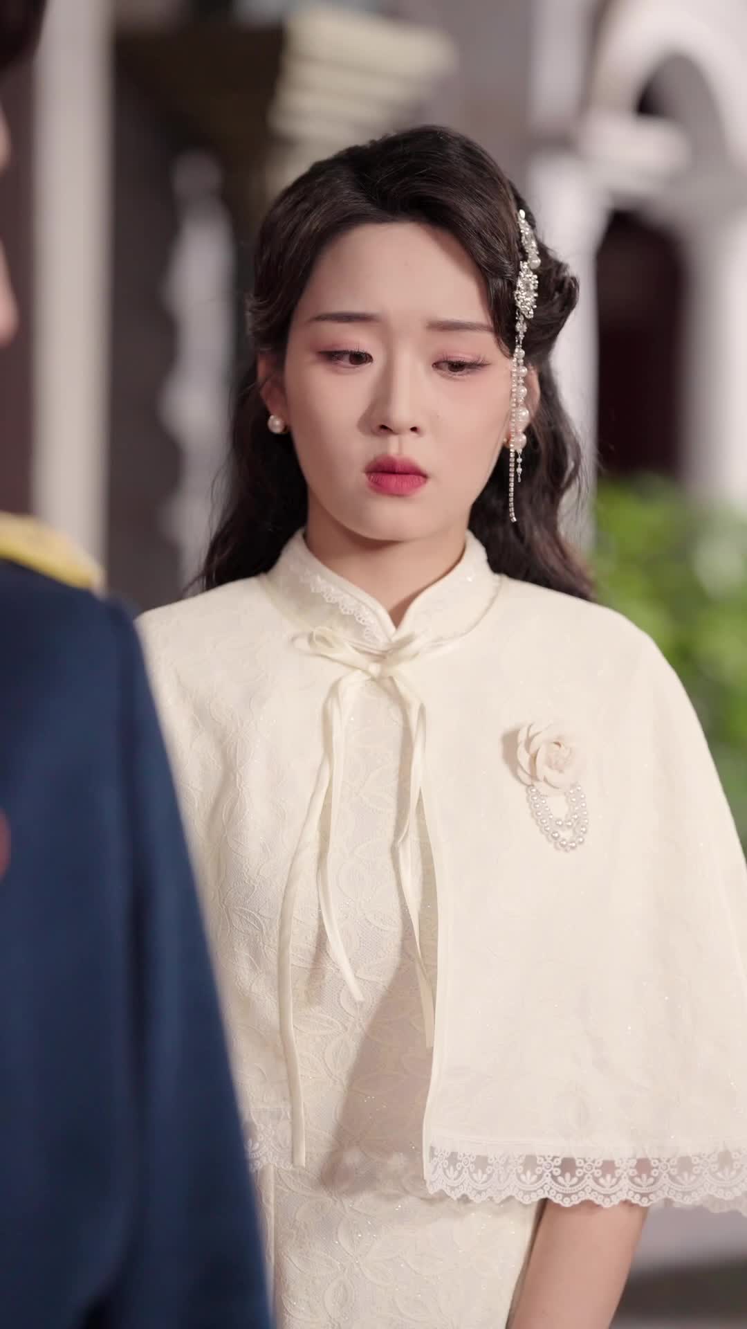 Episode 34 of Oops, My General Hubby Can Hear My Thoughts