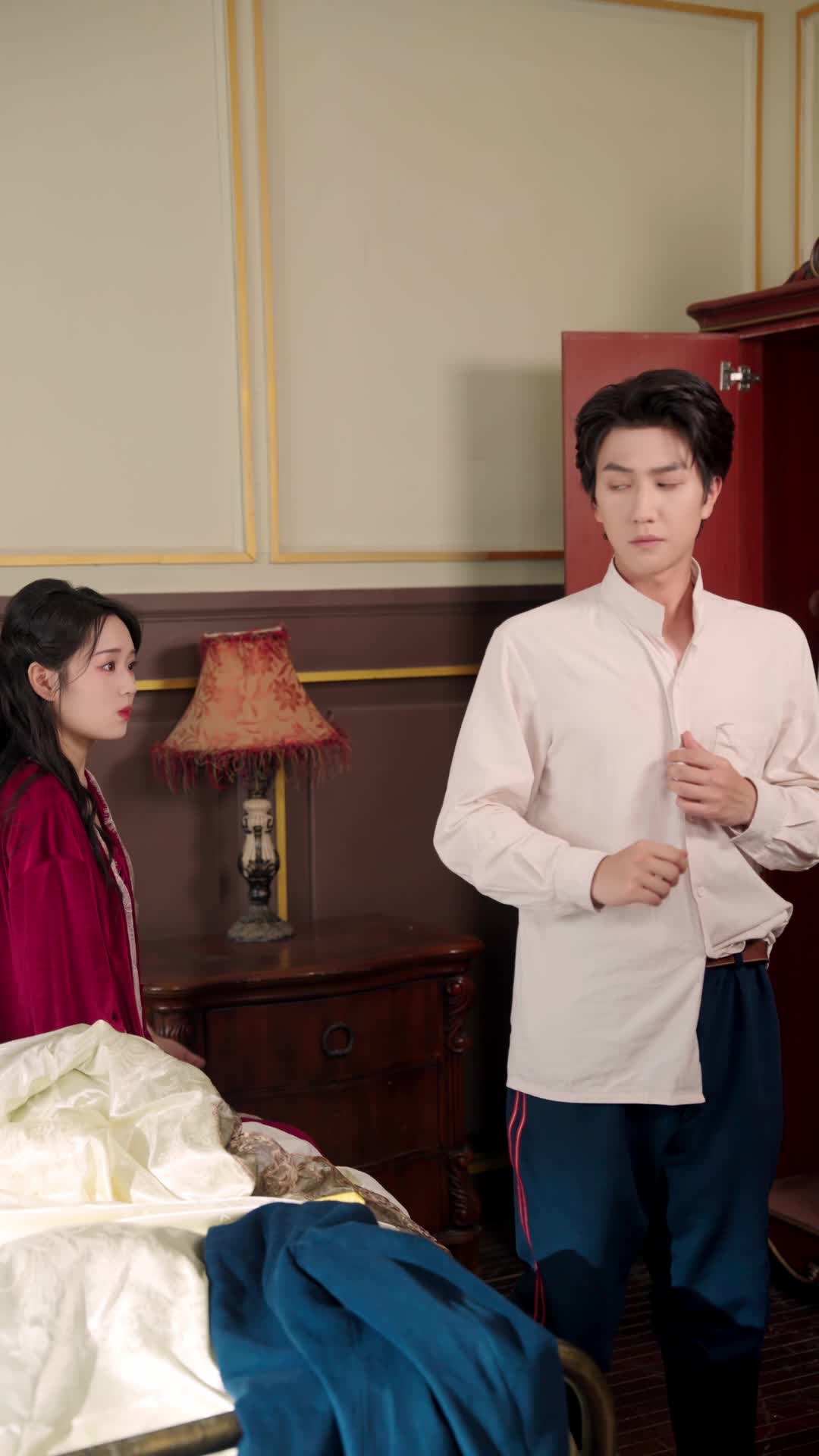 Episode 35 of Oops, My General Hubby Can Hear My Thoughts
