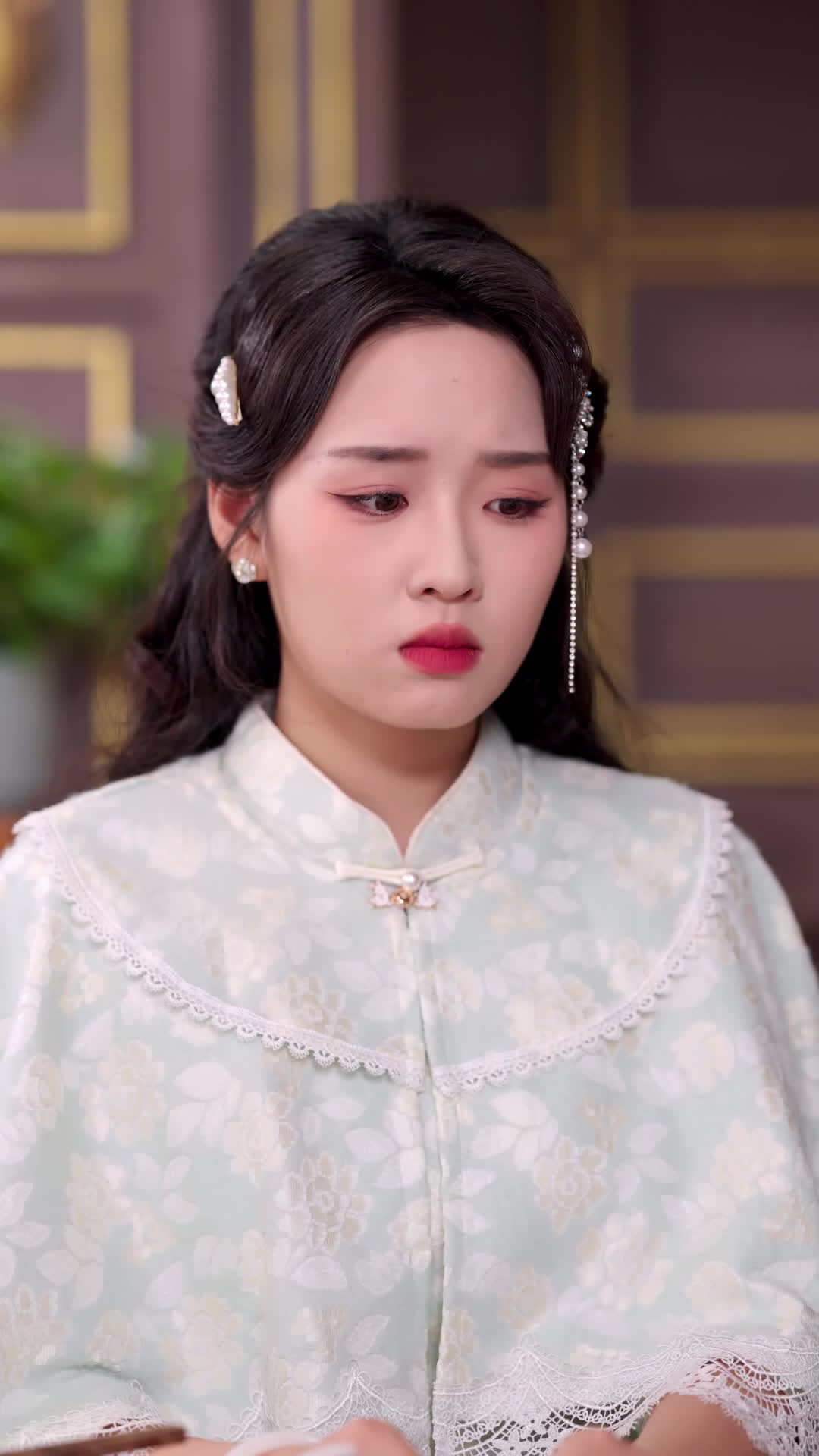 Episode 36 of Oops, My General Hubby Can Hear My Thoughts