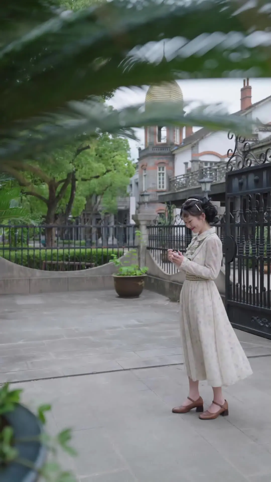 Episode 49 of Oops, My General Hubby Can Hear My Thoughts
