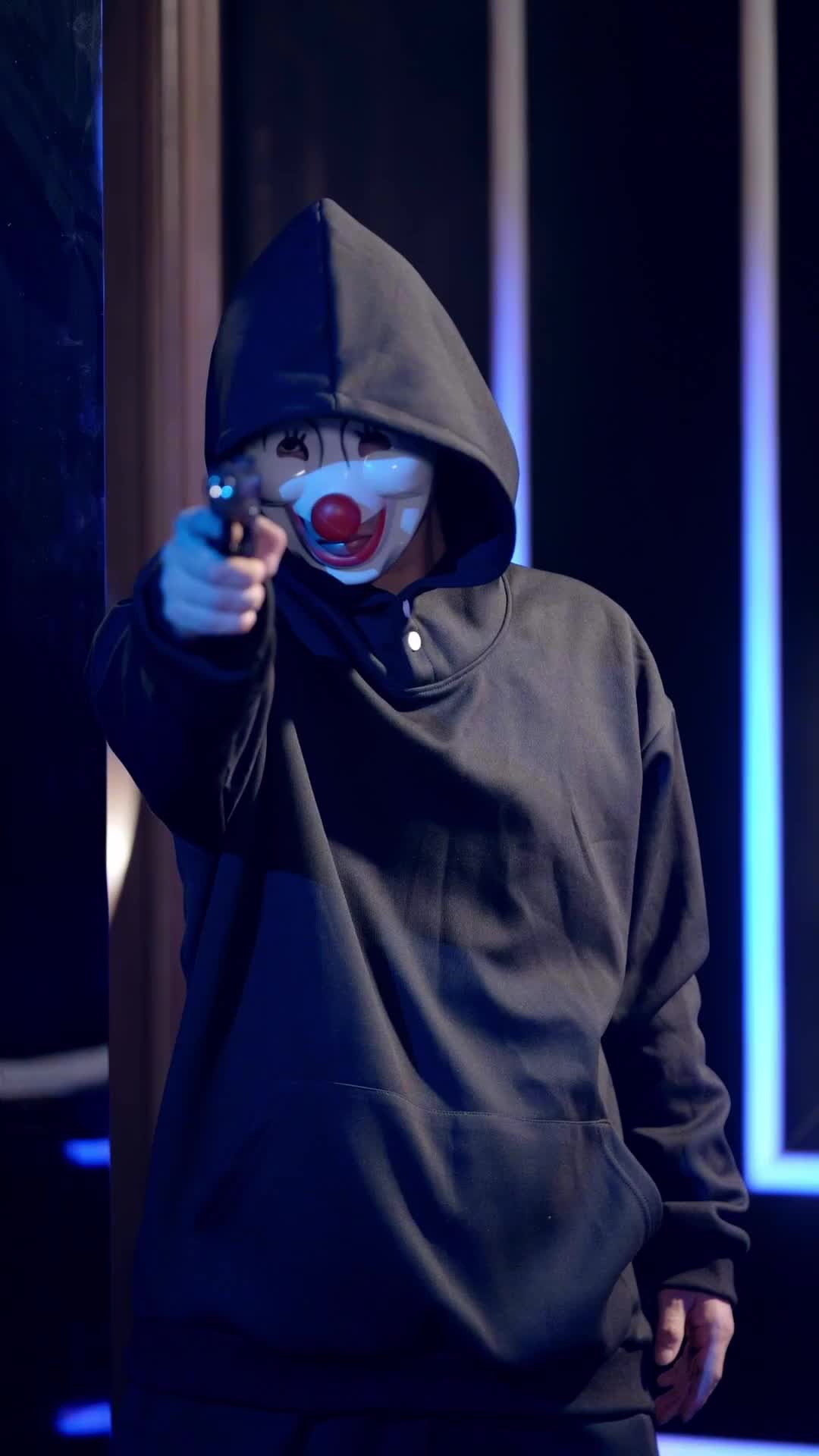 Episode 10 of Outsmarting the Clown Killer