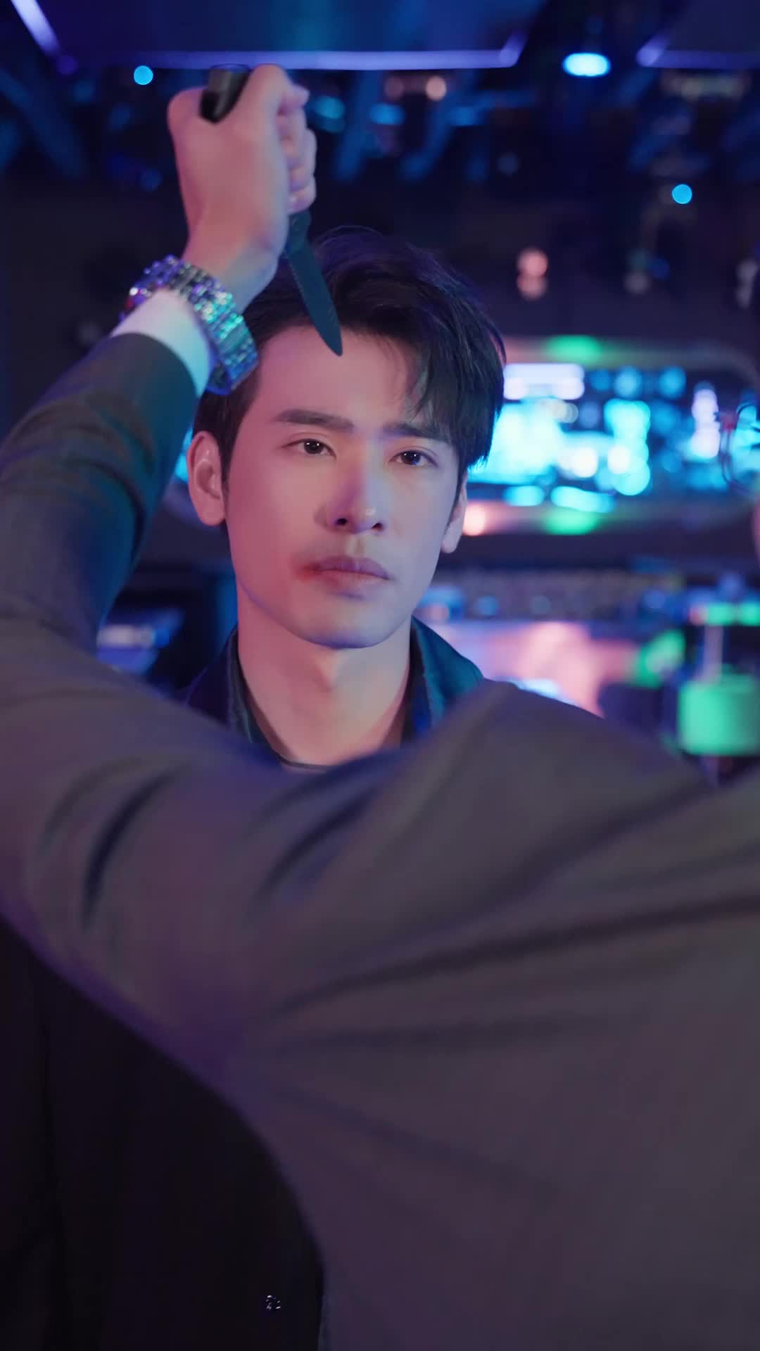 Episode 33 of Phantom of His Heart