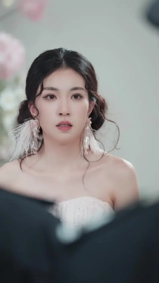 Episode 52 of Phantom of His Heart