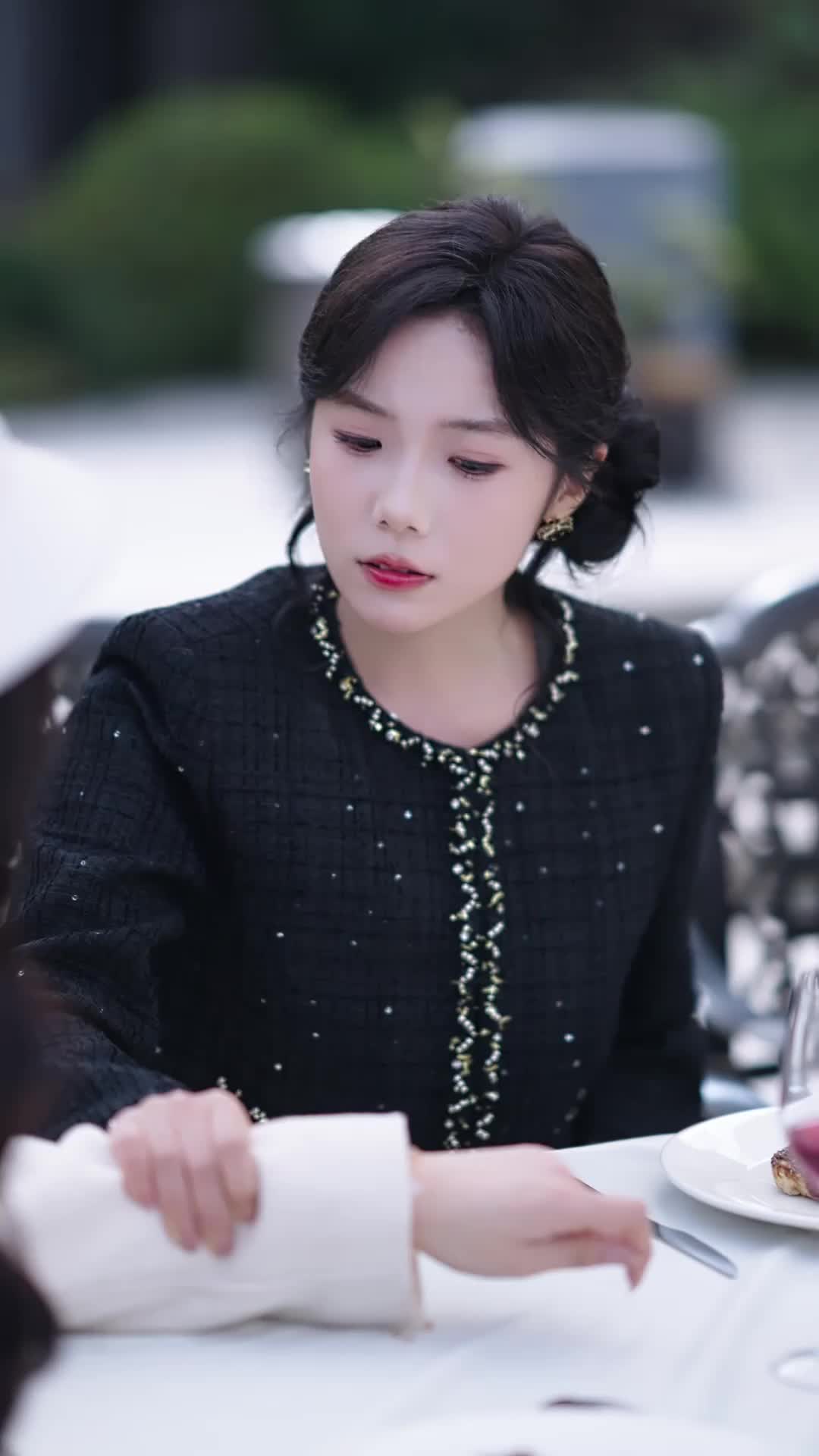 Episode 14 of Playing Innocent, Winning His Heart