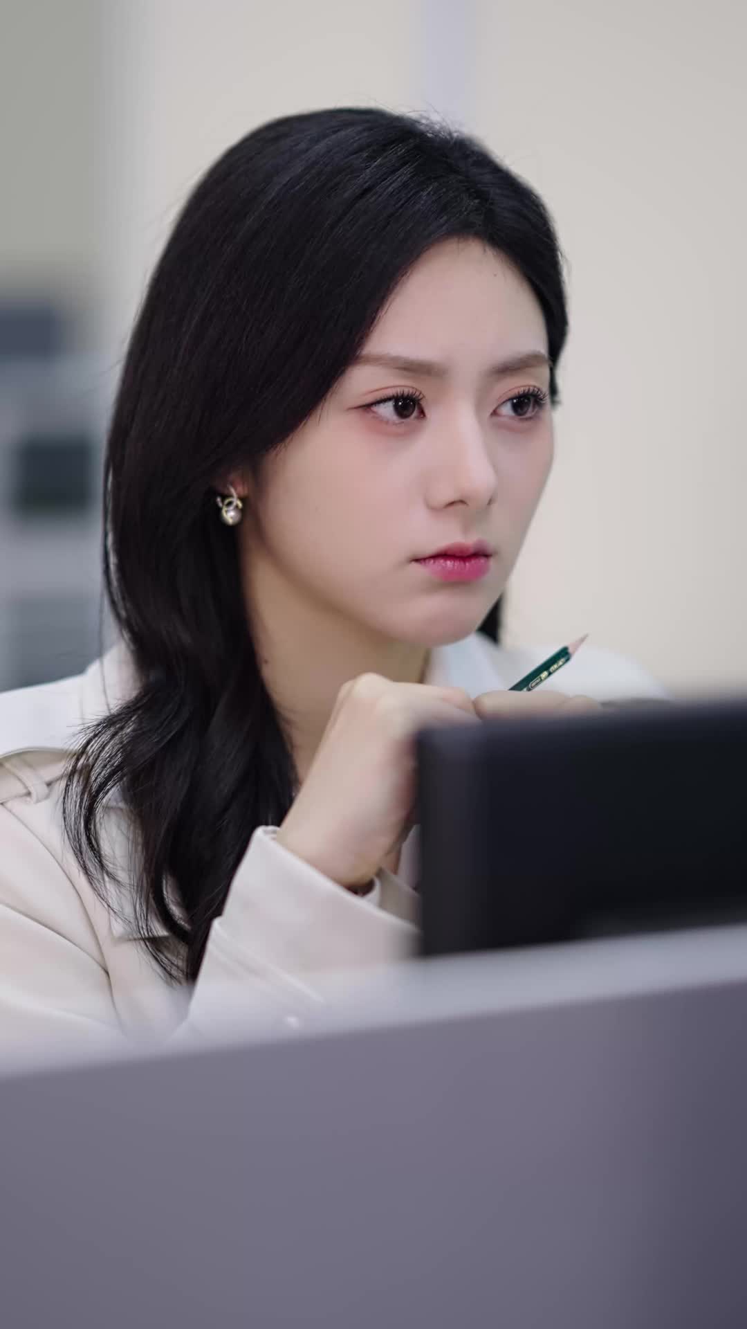 Episode 27 of Playing Innocent, Winning His Heart