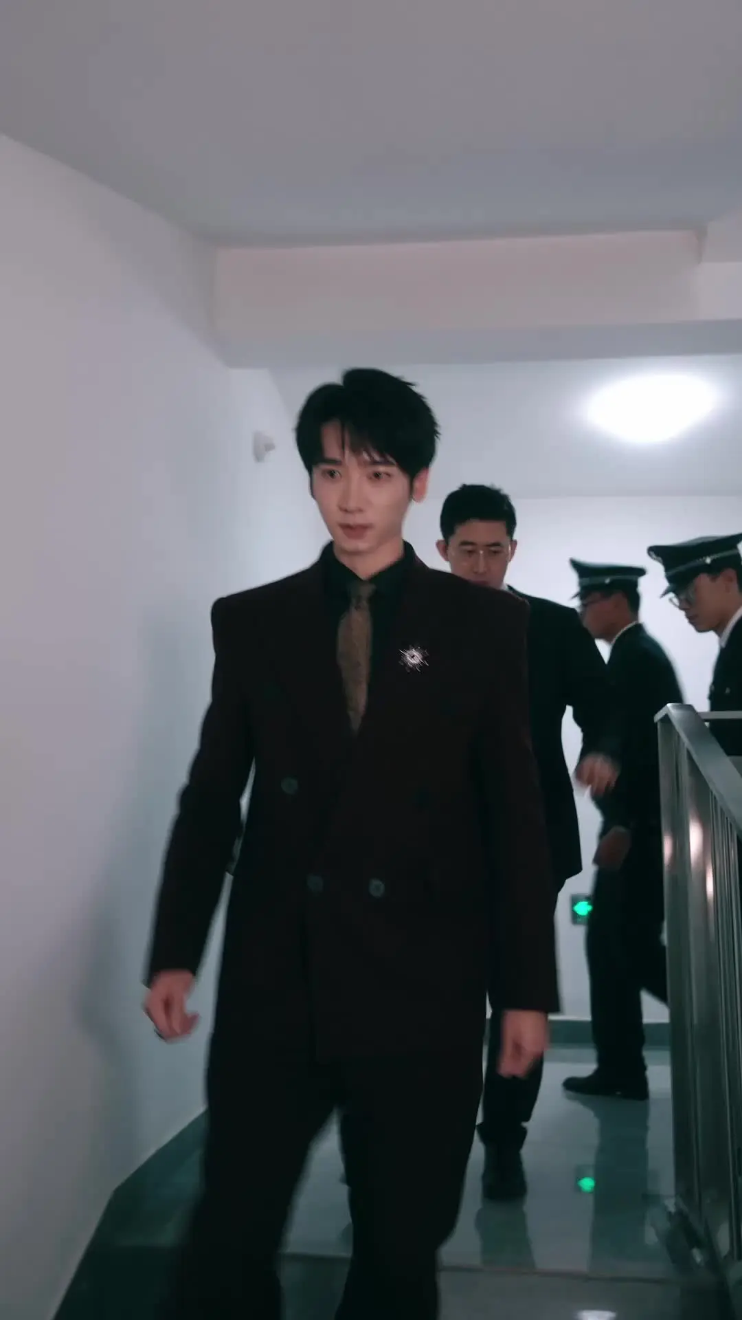 Episode 18 of Playing with Fire, Burning Love