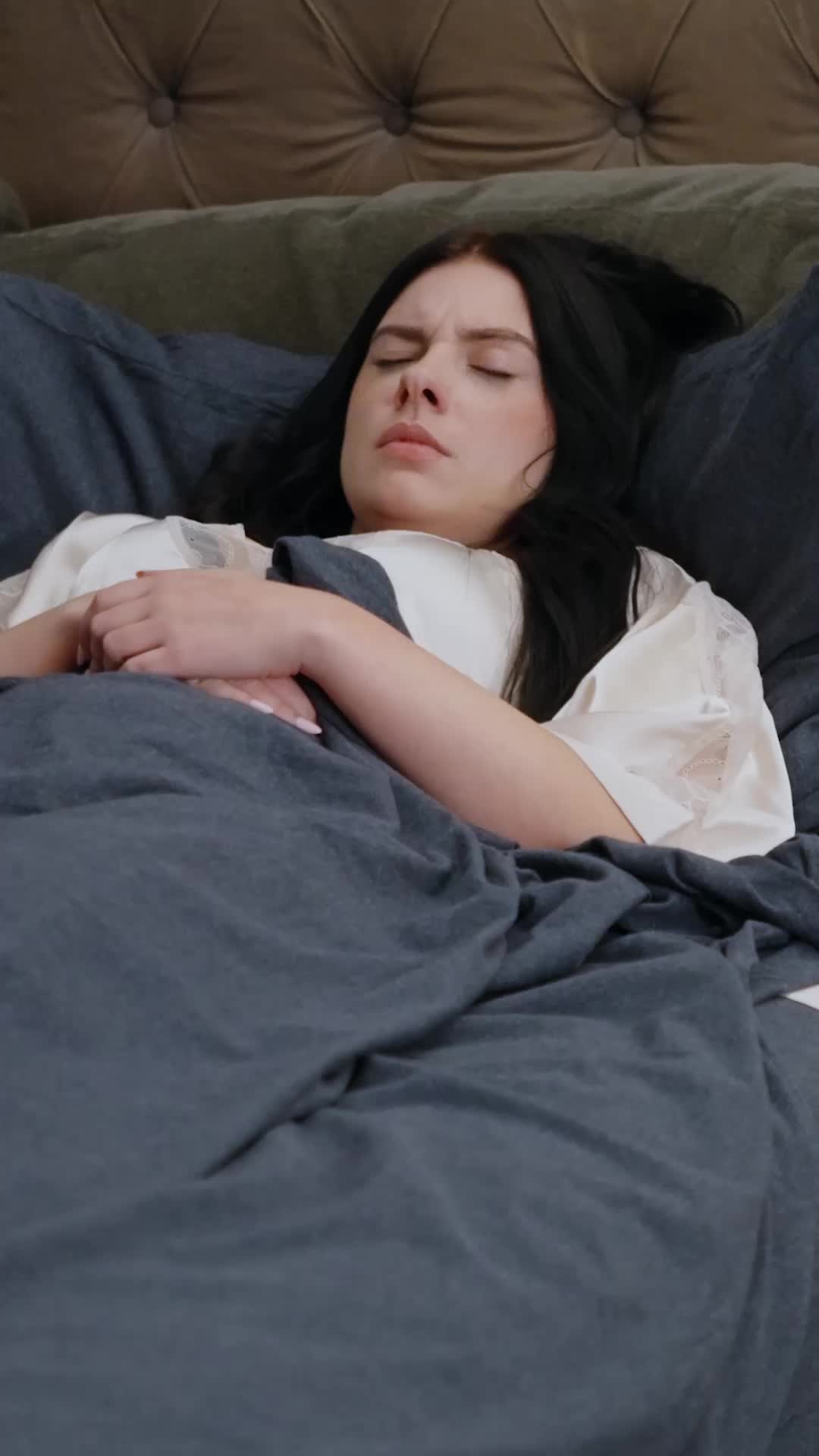 Episode 33 of Pregnant and Spoiled by the Billionaire