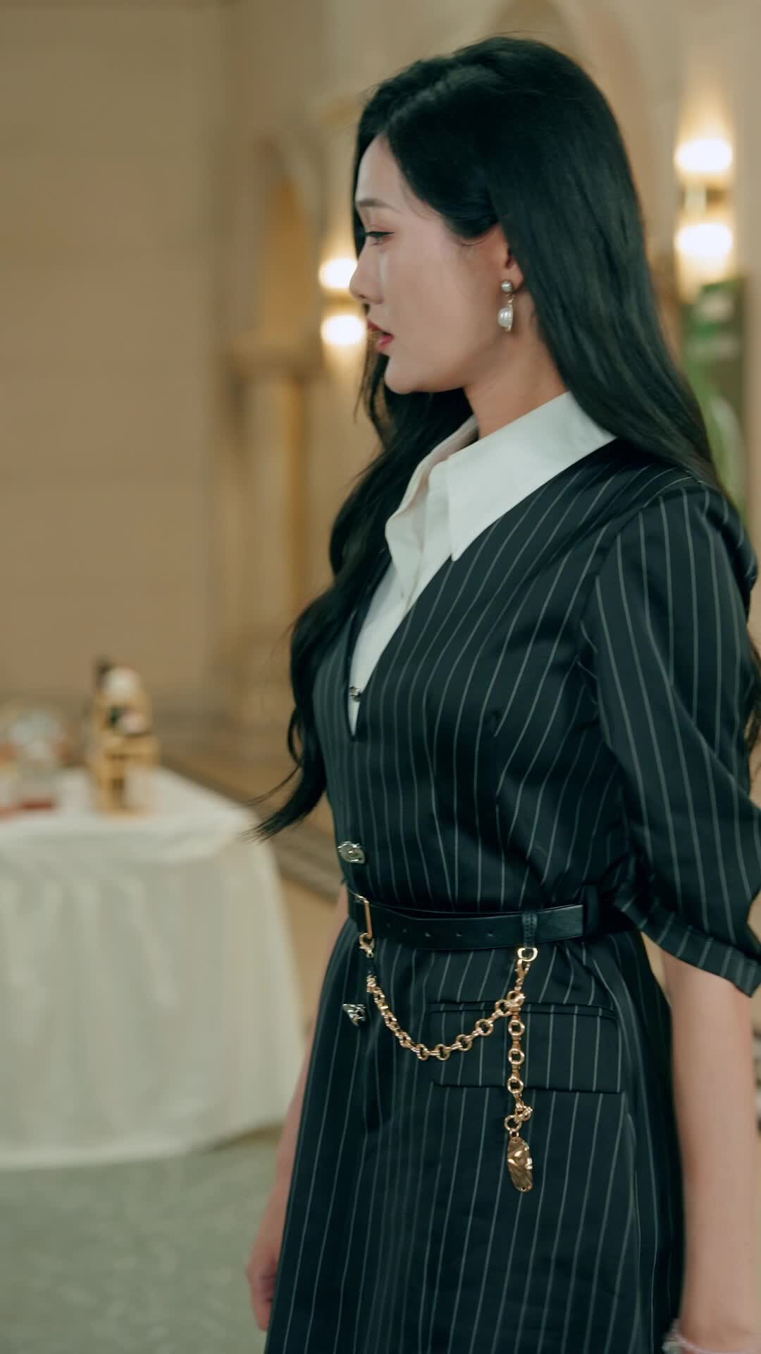 Episode 111 of Queen of Seeing Through Lies
