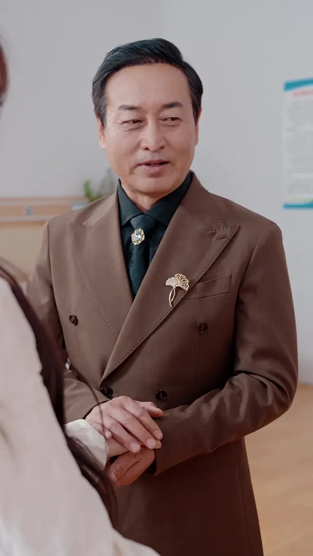 Episode 23 of Real vs. Fake Heiress