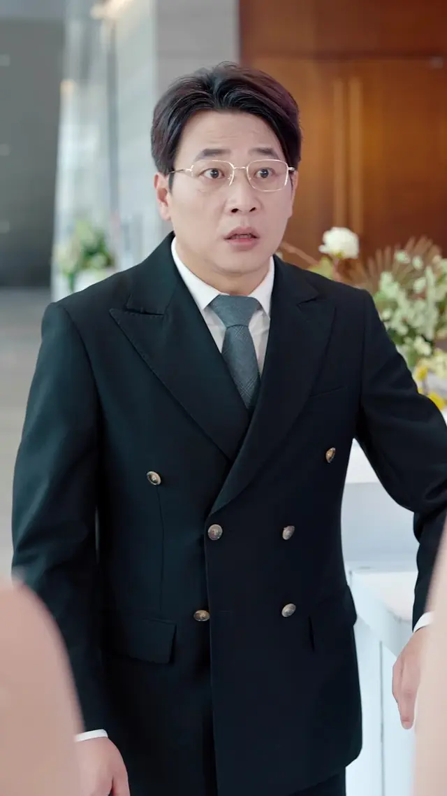Episode 35 of Real vs. Fake Heiress