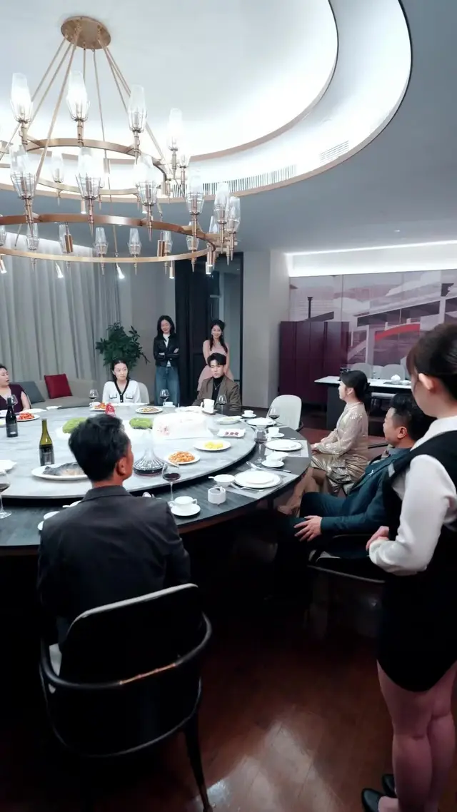 Episode 23 of Reborn Heiress: Total Takeover