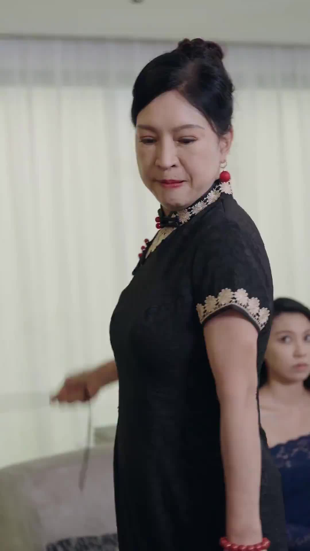 Episode 14 of Reborn Into High Society