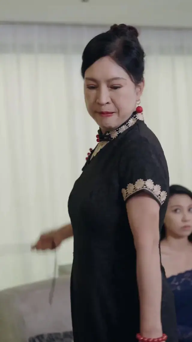 Episode 14 of Reborn Into High Society