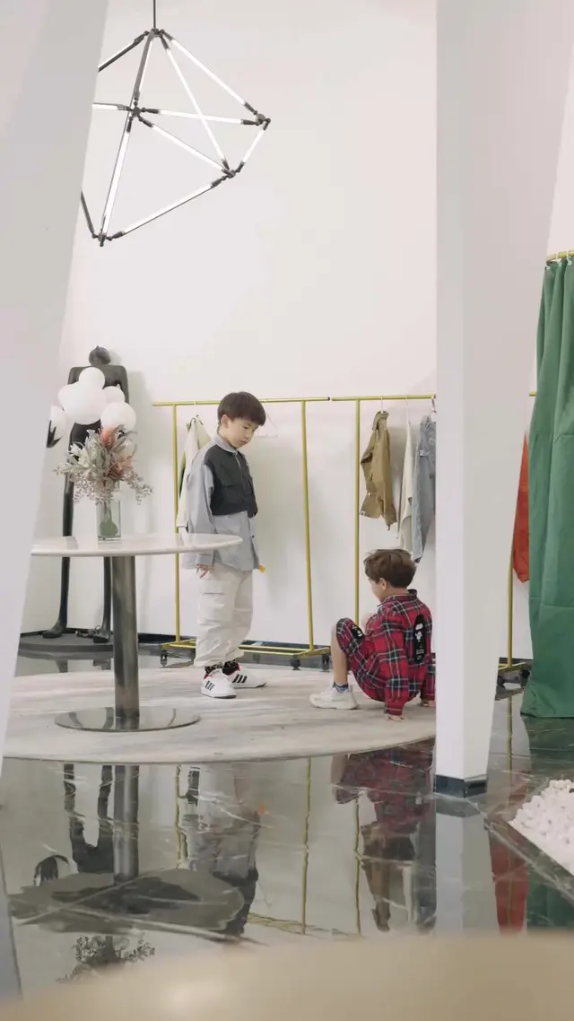 Episode 5 of Reborn Into High Society
