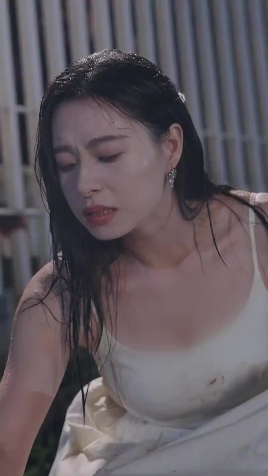 Episode 9 of Reborn Into High Society