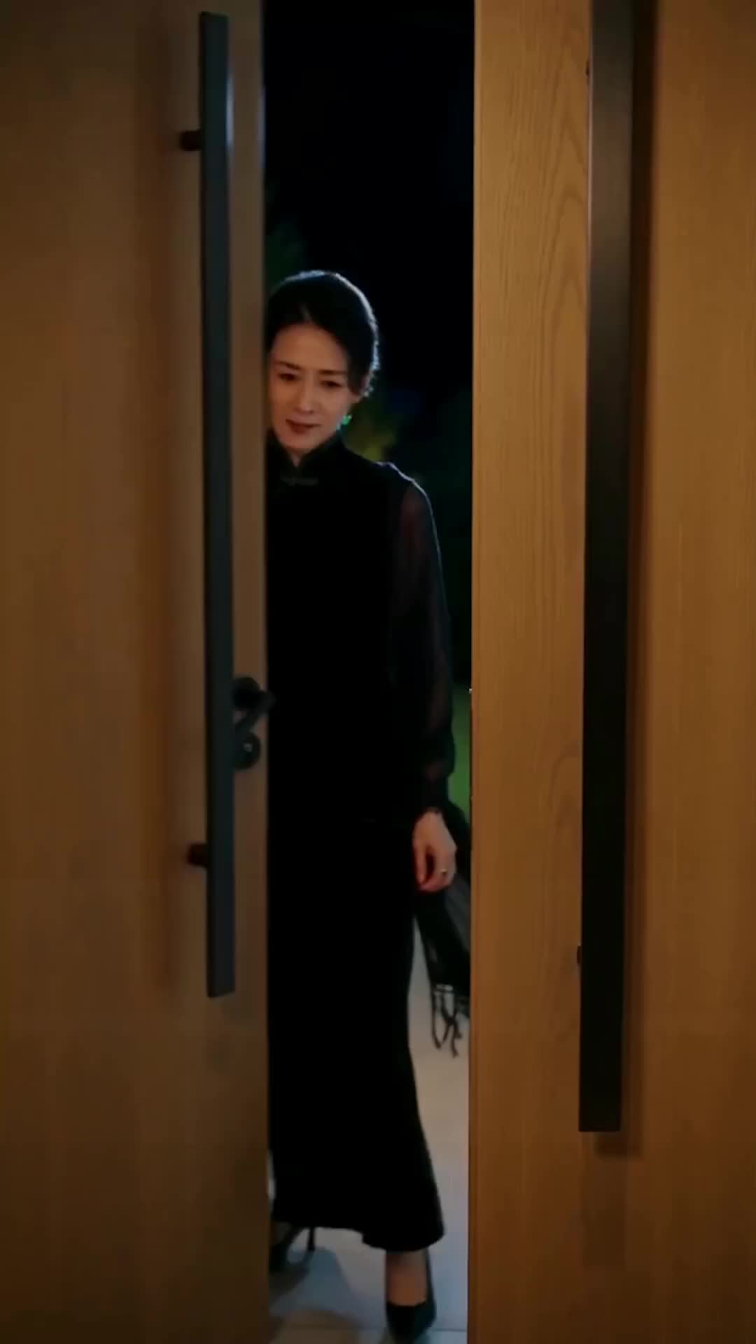 Episode 41 of Reborn: My New Groom Is My Fiancé's Uncle
