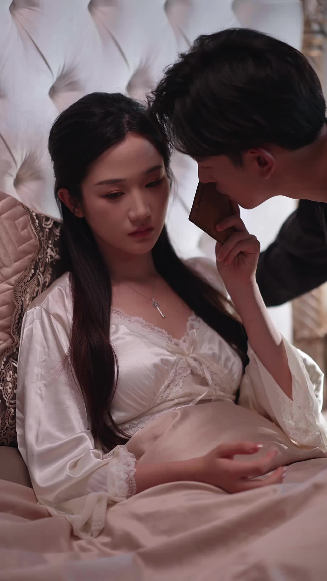 Episode 13 of Reborn to Make Him Fall