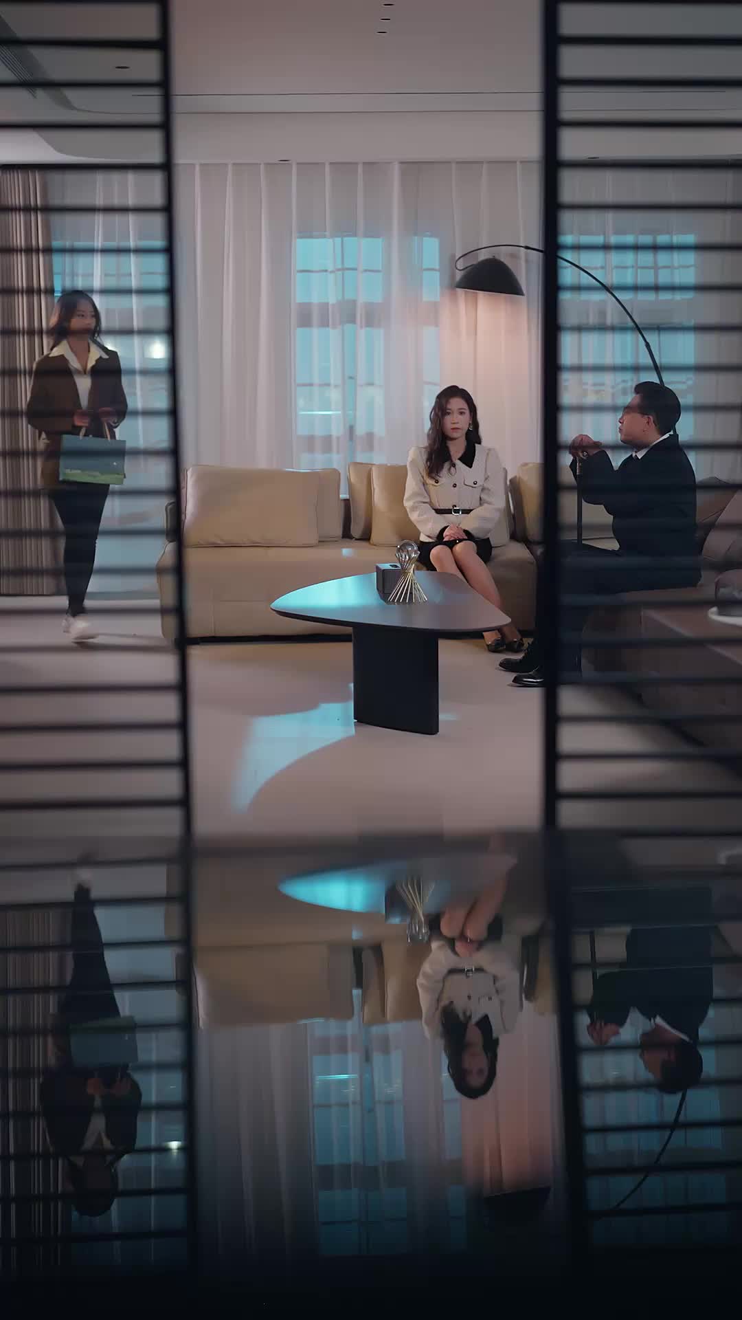 Episode 46 of Reunion in the Vanity Fair