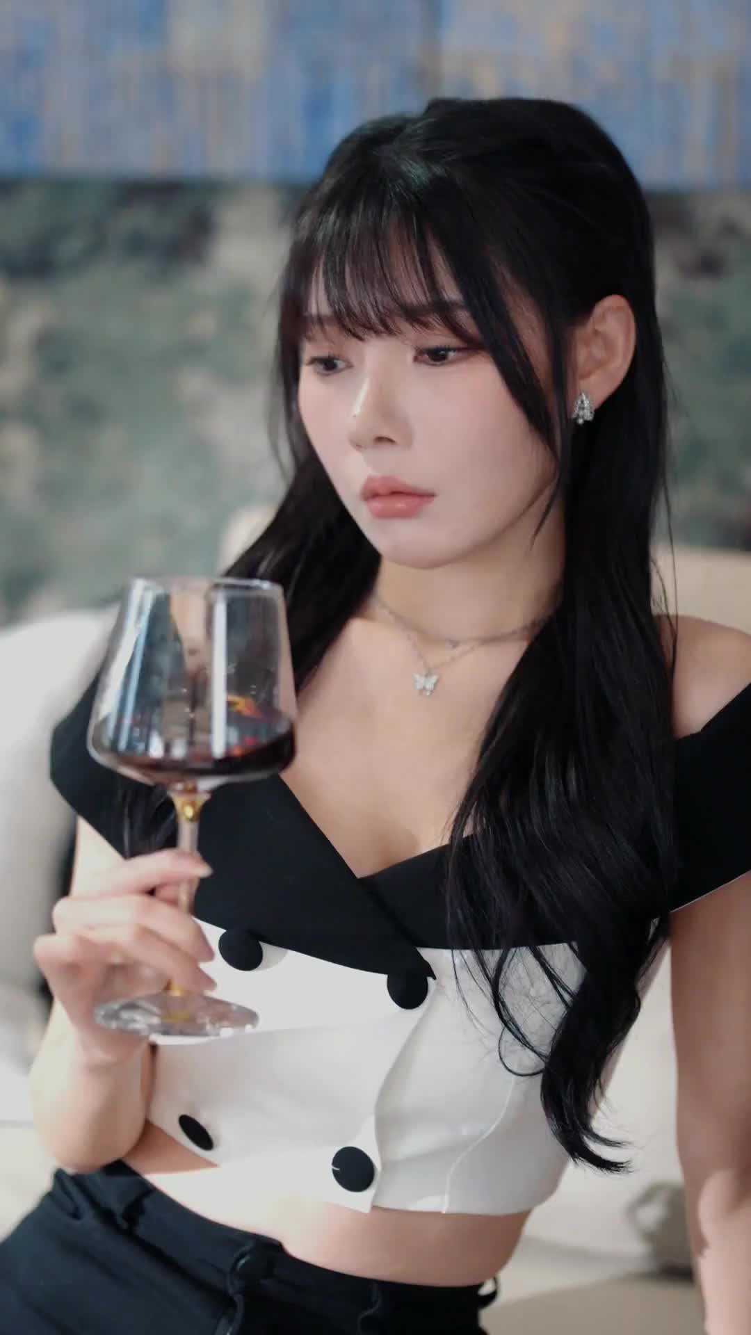 Episode 14 of Rise of the Invincible Healer