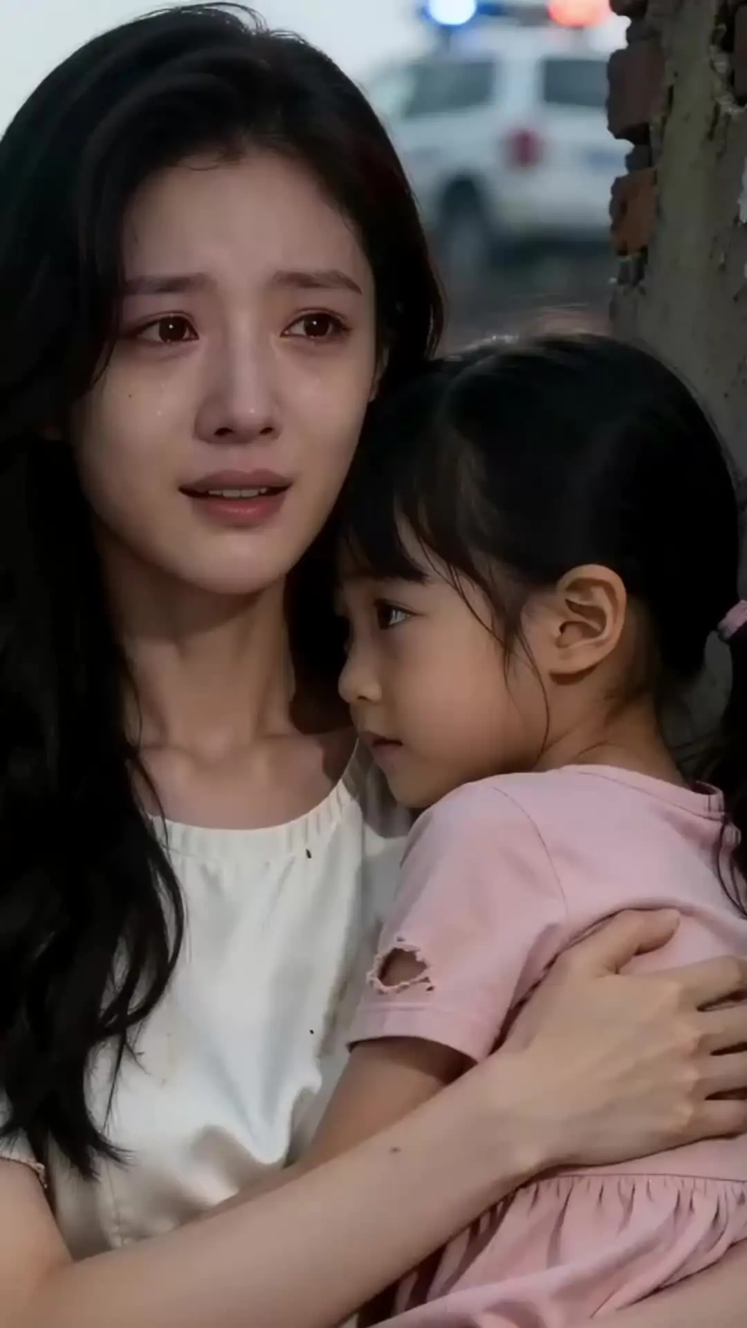 Episode 35 of Road of No Turning Back