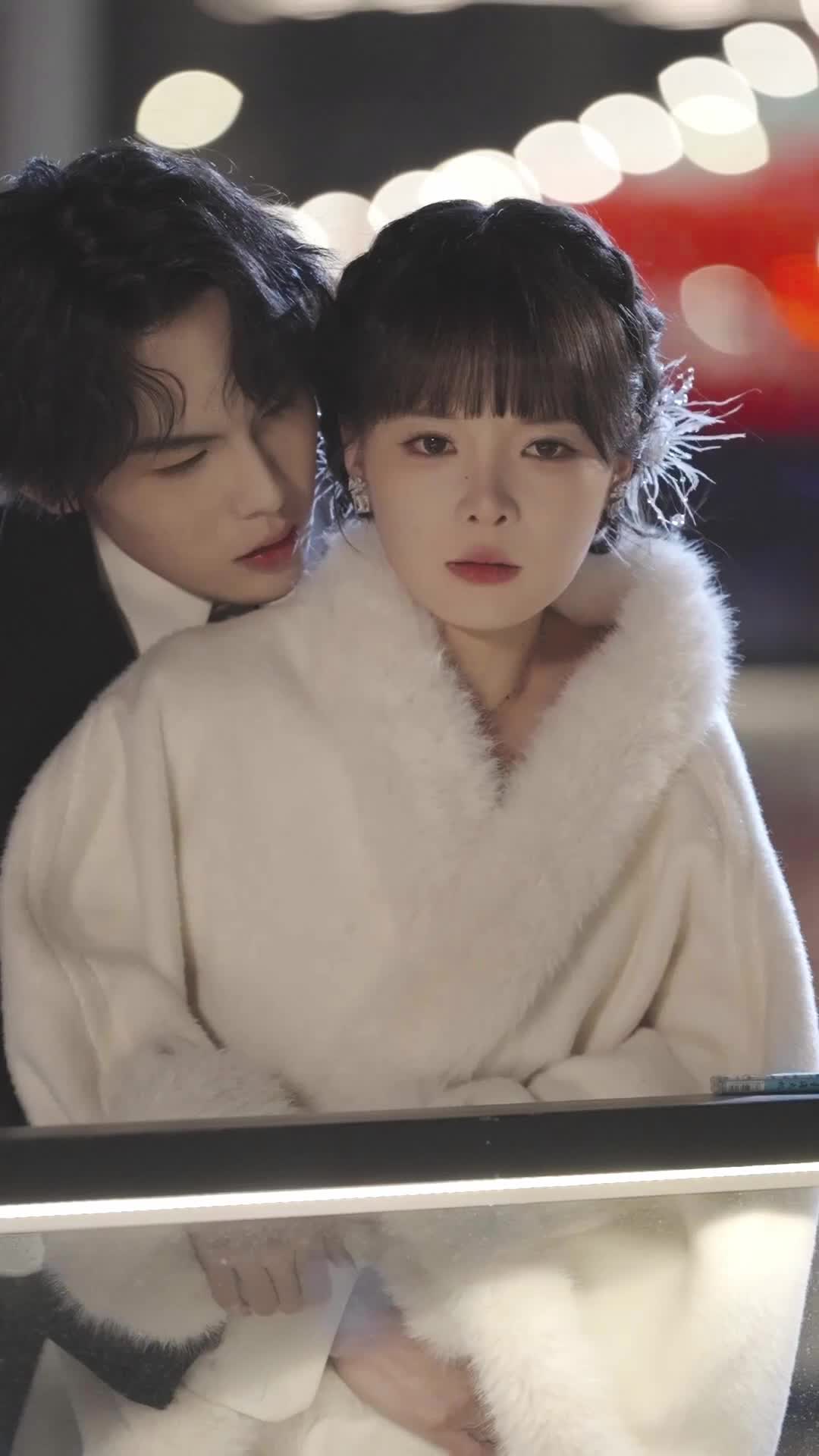 Episode 44 of Runaway Gold Digger and Obsessed Heir