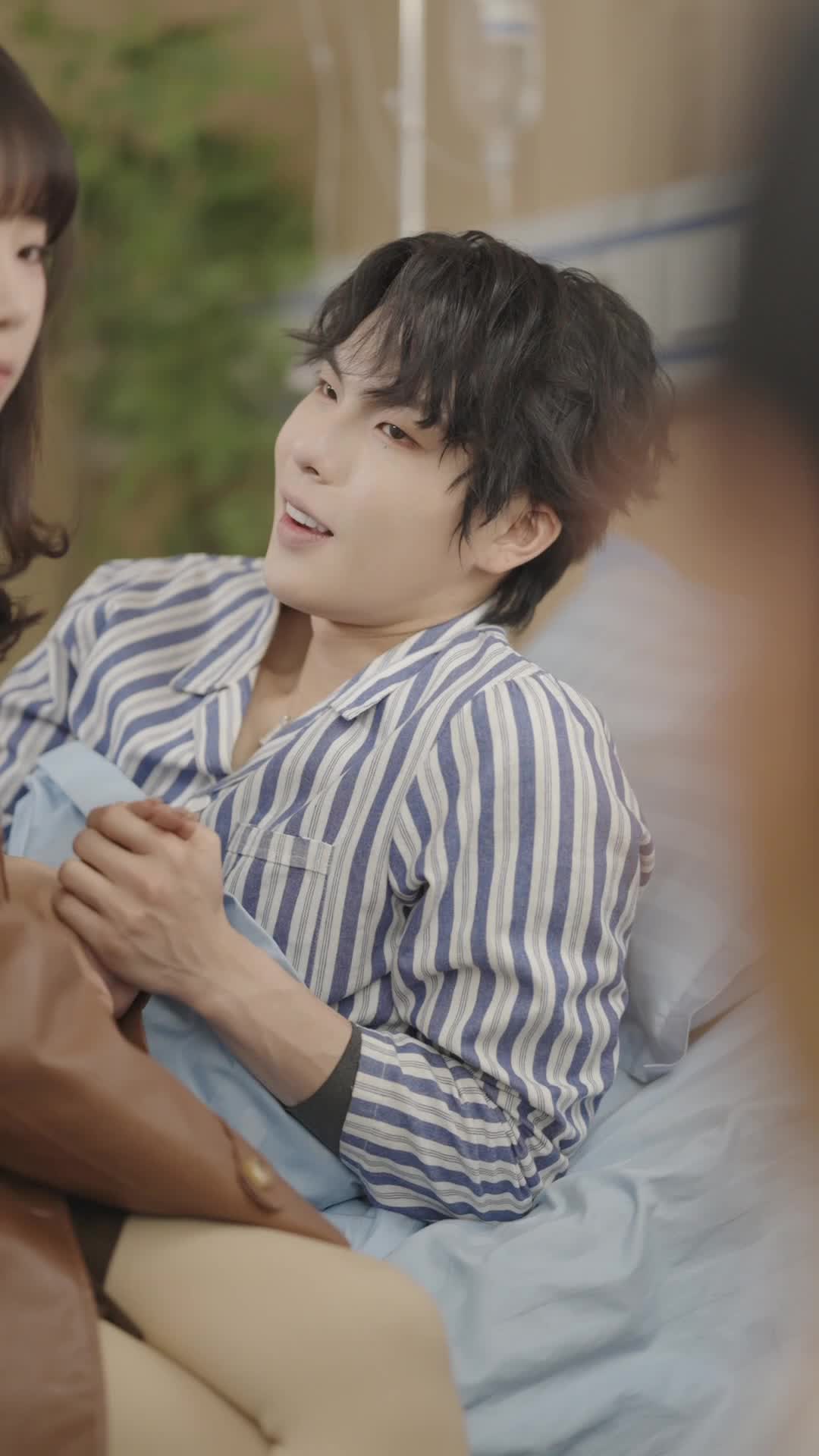 Episode 63 of Runaway Gold Digger and Obsessed Heir