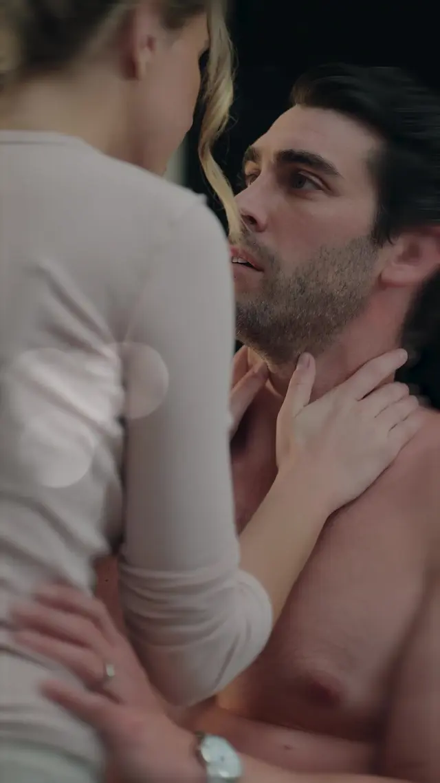 Episode 34 of Runaway Single Mom, Safe in His Arms