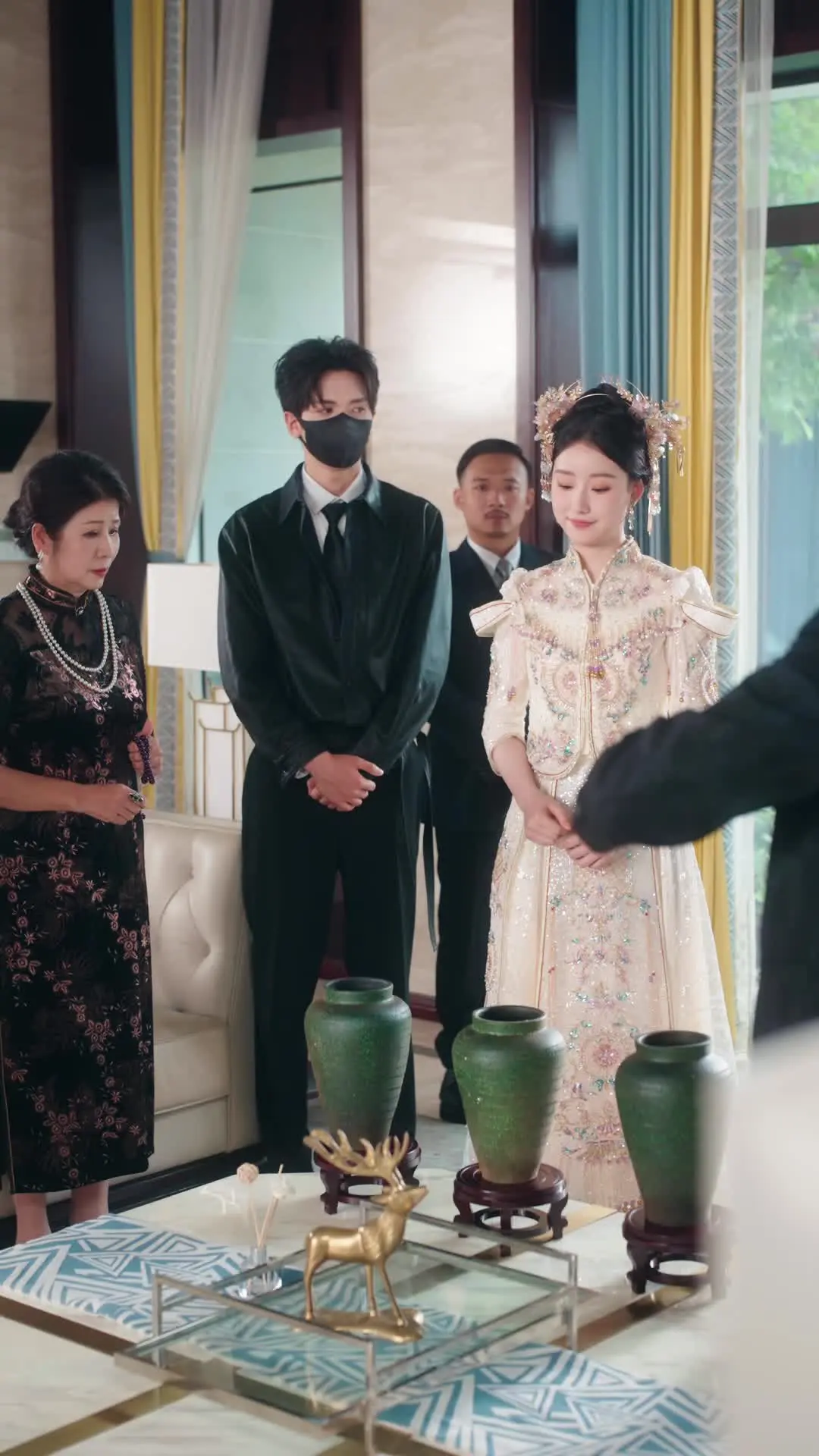 Episode 10 of Sassy Wife & Mischievous Guard